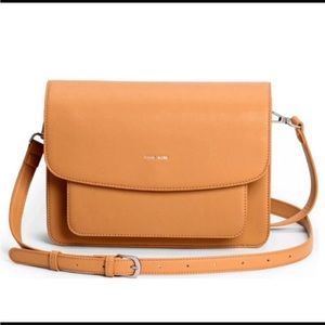 PIXIE MOOD Zoe Crossbody Purse Honey Tan Brown Neutral